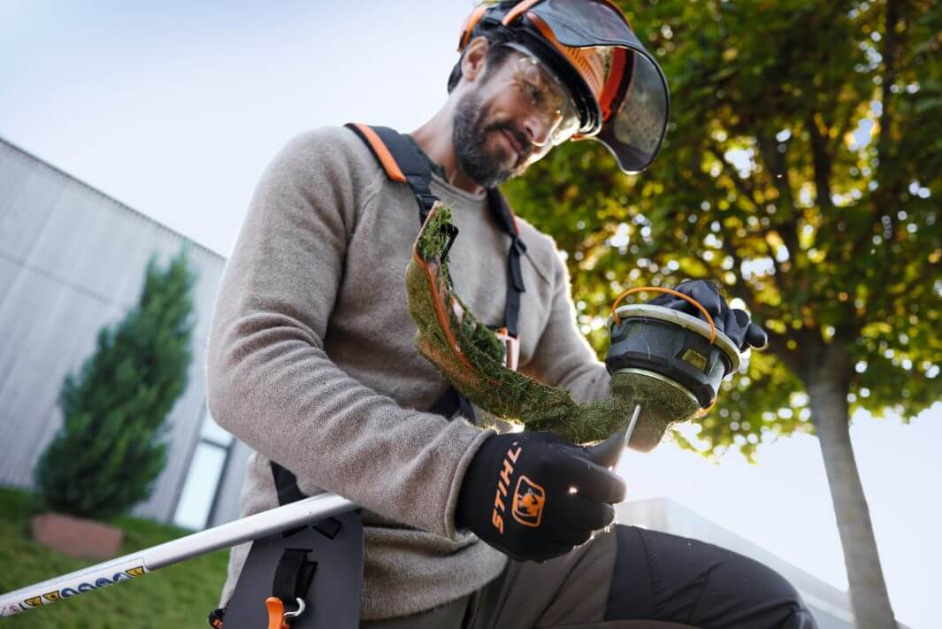 STIHL Akku-Motorsense FSA 120 R / AC 27-2 | AP-System