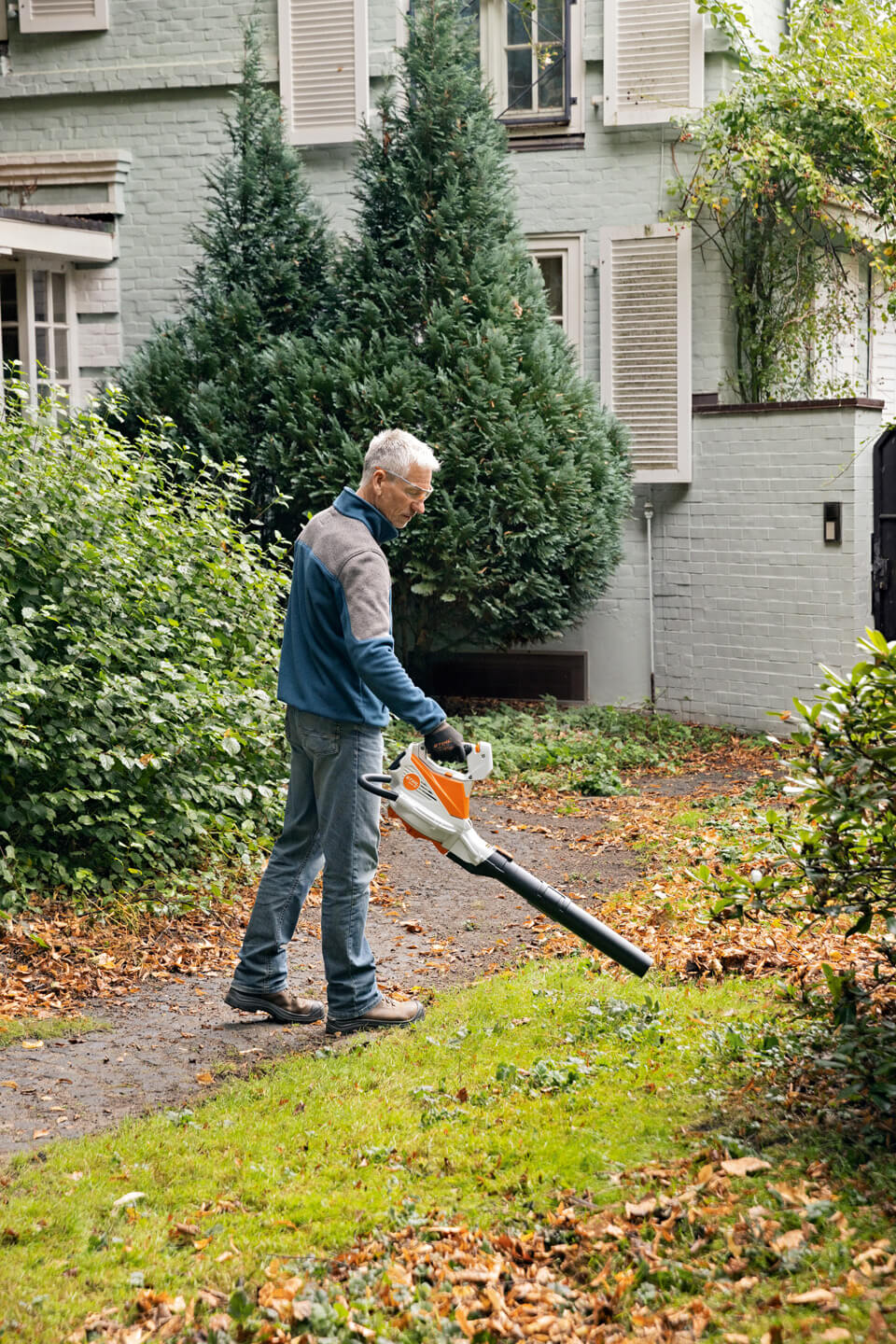 STIHL Akku-Saughäcksler SHA 56 | AK-System