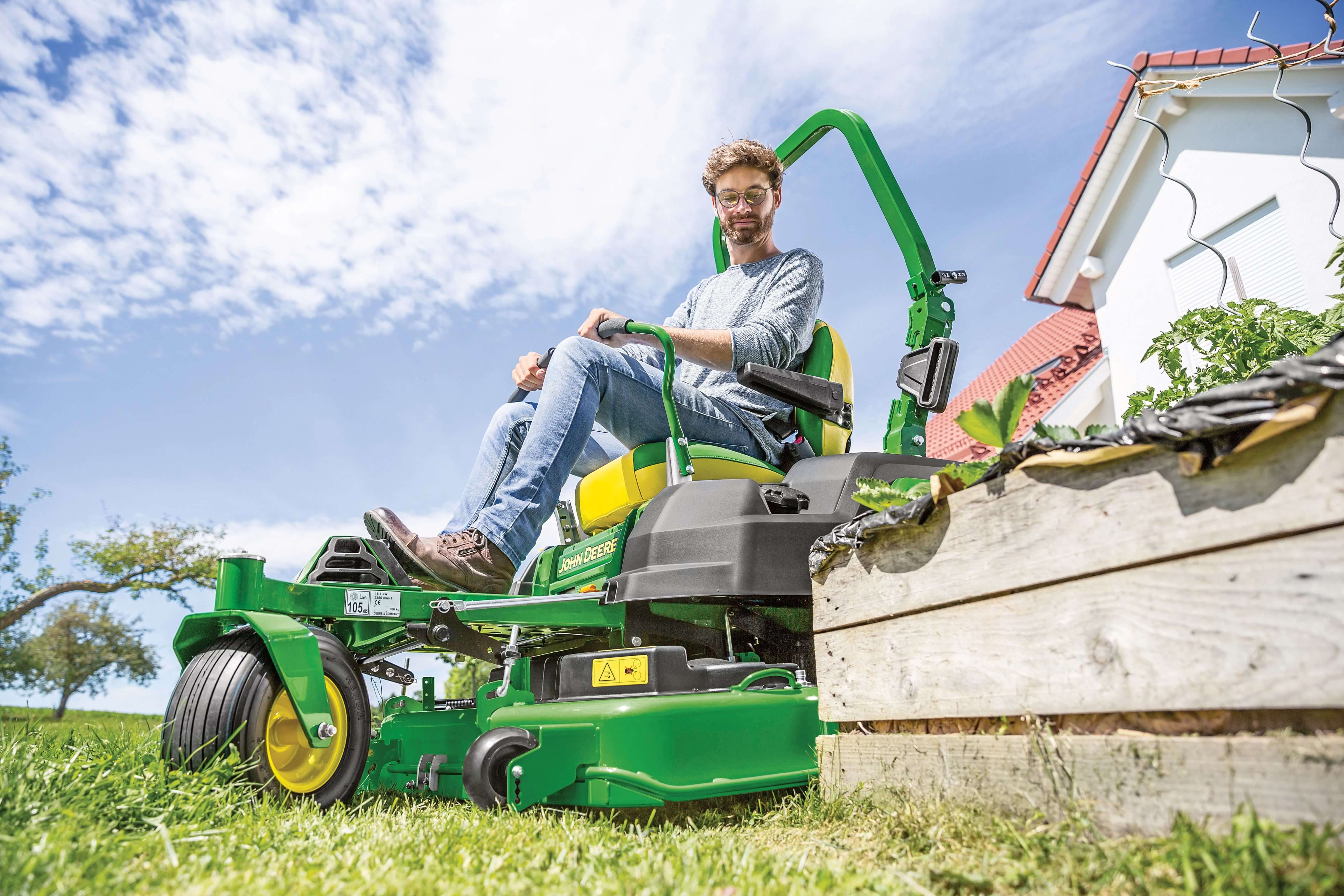 JOHN DEERE Null-Wenderadius-Mäher zTrak Z545R