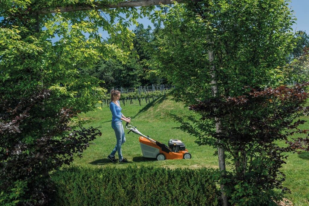 STIHL Benzin-Rasenmäher RM 650 VS