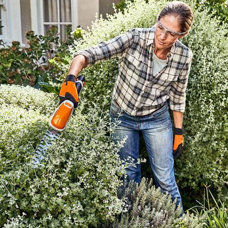 STIHL Akku-Strauchschere HSA 26 | AS-System