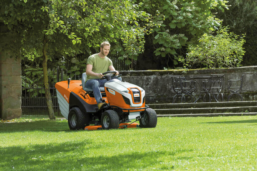 STIHL Rasentraktor RT 6127 ZL