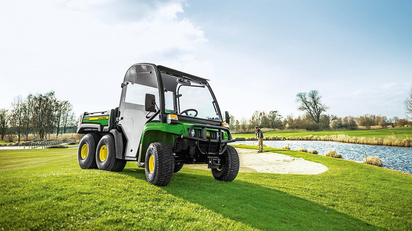 JOHN DEERE Gator Nutzfahrzeug TH 6x4-Grundmaschine