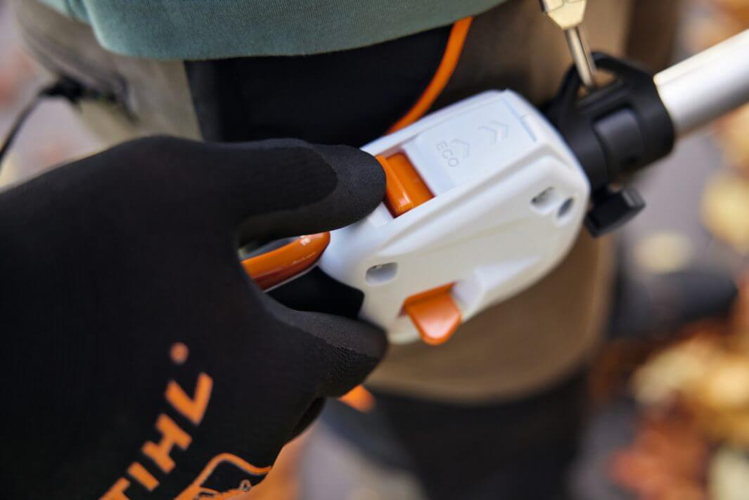 STIHL Akku-KombiMotor KMA 120 R | AP-System