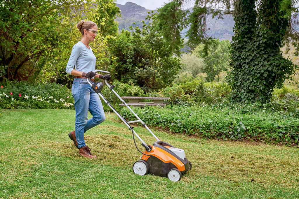 STIHL Akku-Vertikutierer RLA 240 | AK-System