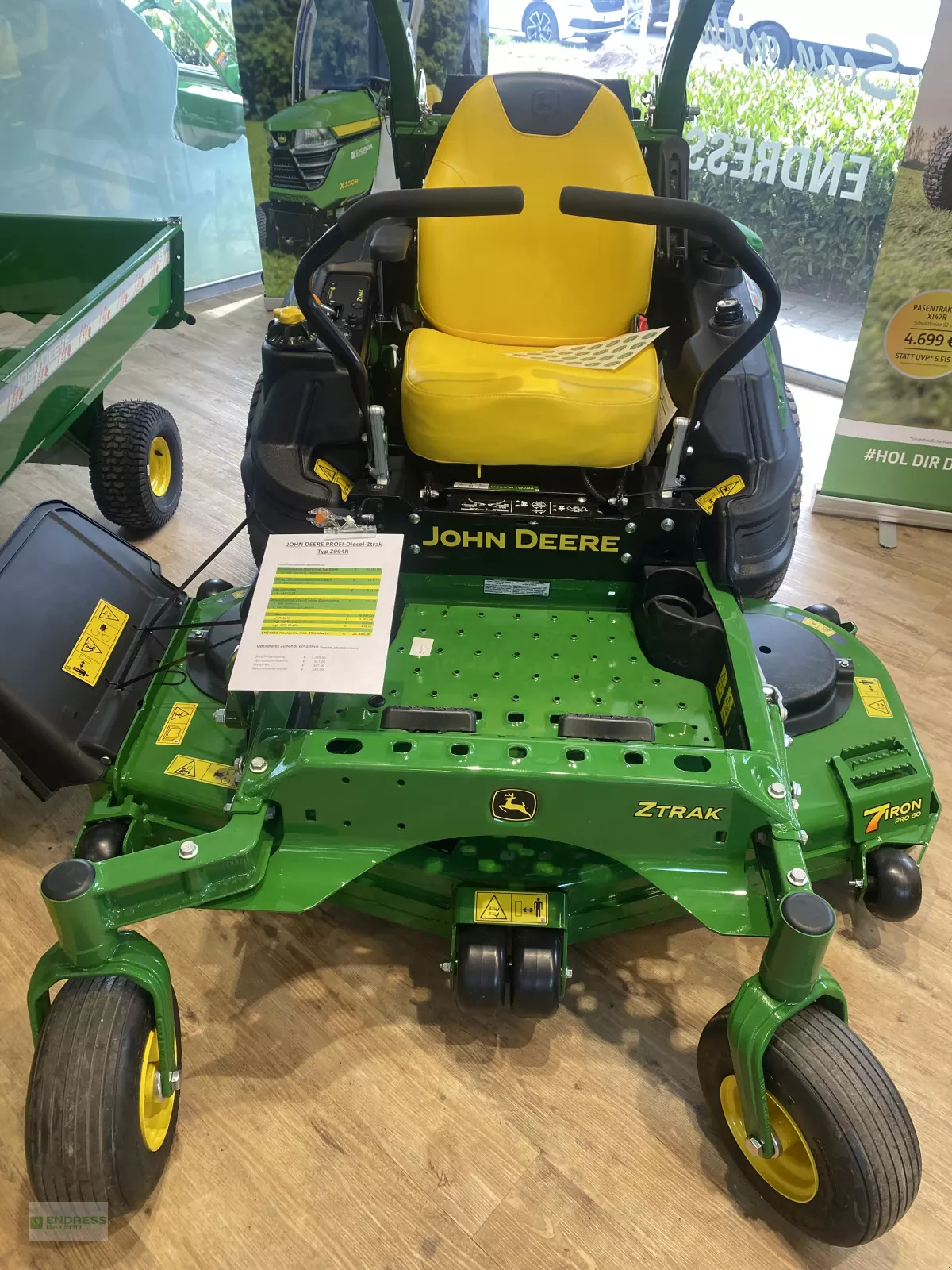 JOHN DEERE Rasentraktor Ztrak Z994R - Neumaschine (München)