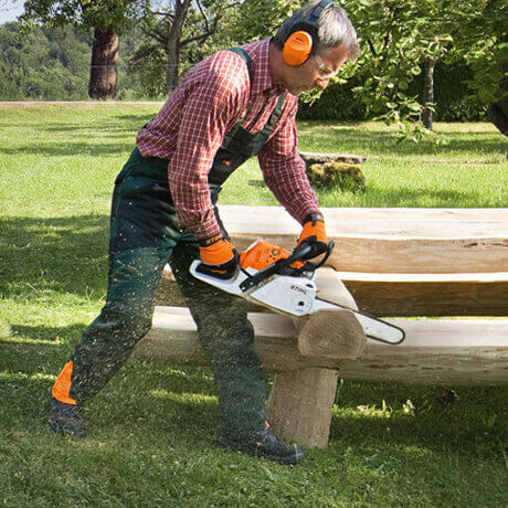 STIHL Benzin-Motorsäge MS 231 C-BE 35 cm / PD3