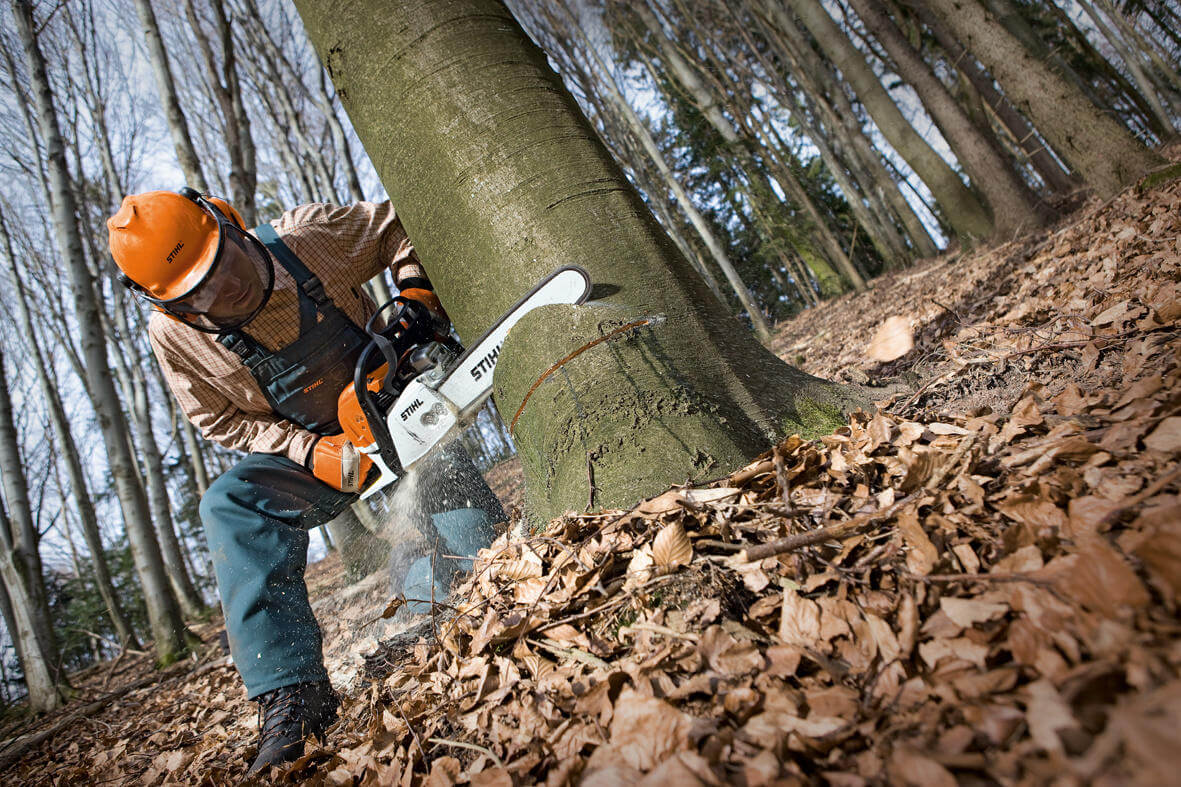 STIHL Benzin-Motorsäge MS 391 / RM