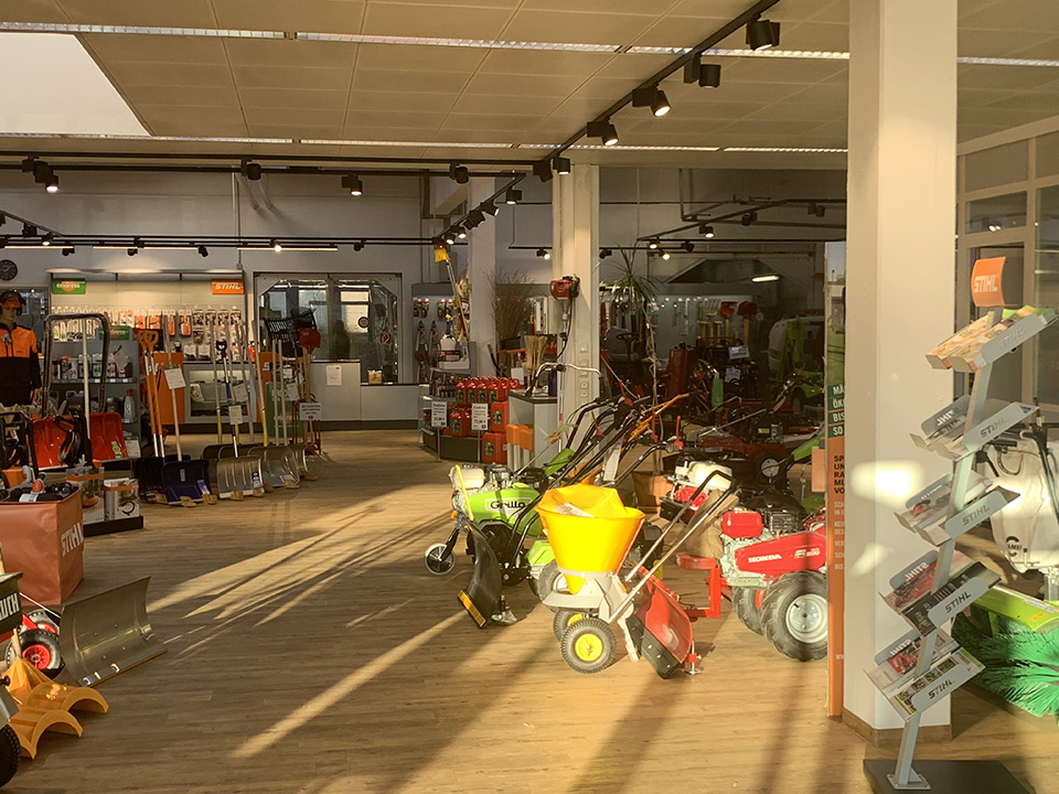 Endress-motorgeraete-gmbh-ulm-standort-stihl-werkstatt-14 Niederlassung Ulm - Verkaufsraum