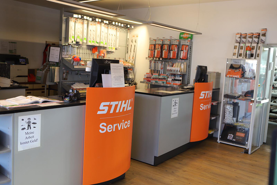 Endress-motorgeraete-gmbh-troisdorf-standort-stihl-werkstatt-gartentechnik-01 Niederlassung Troisdorf Köln mit Verkaufsraum Kasse Beratung
