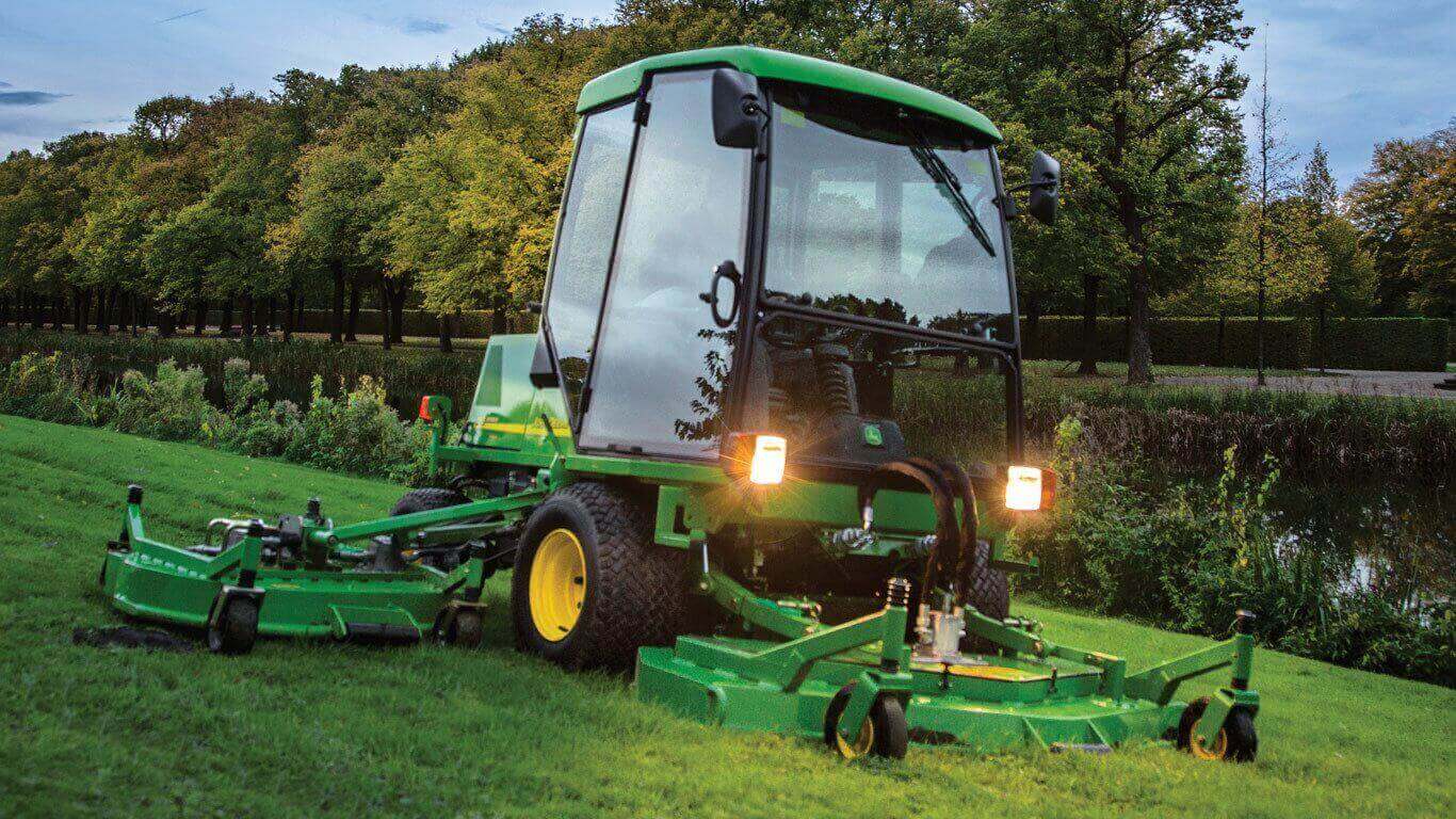 JOHN DEERE Großflächensichelmäher 1505-Grundmaschine