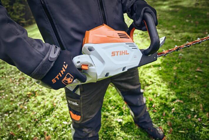 STIHL Akku-Heckenschere HSA 100 | AP-System