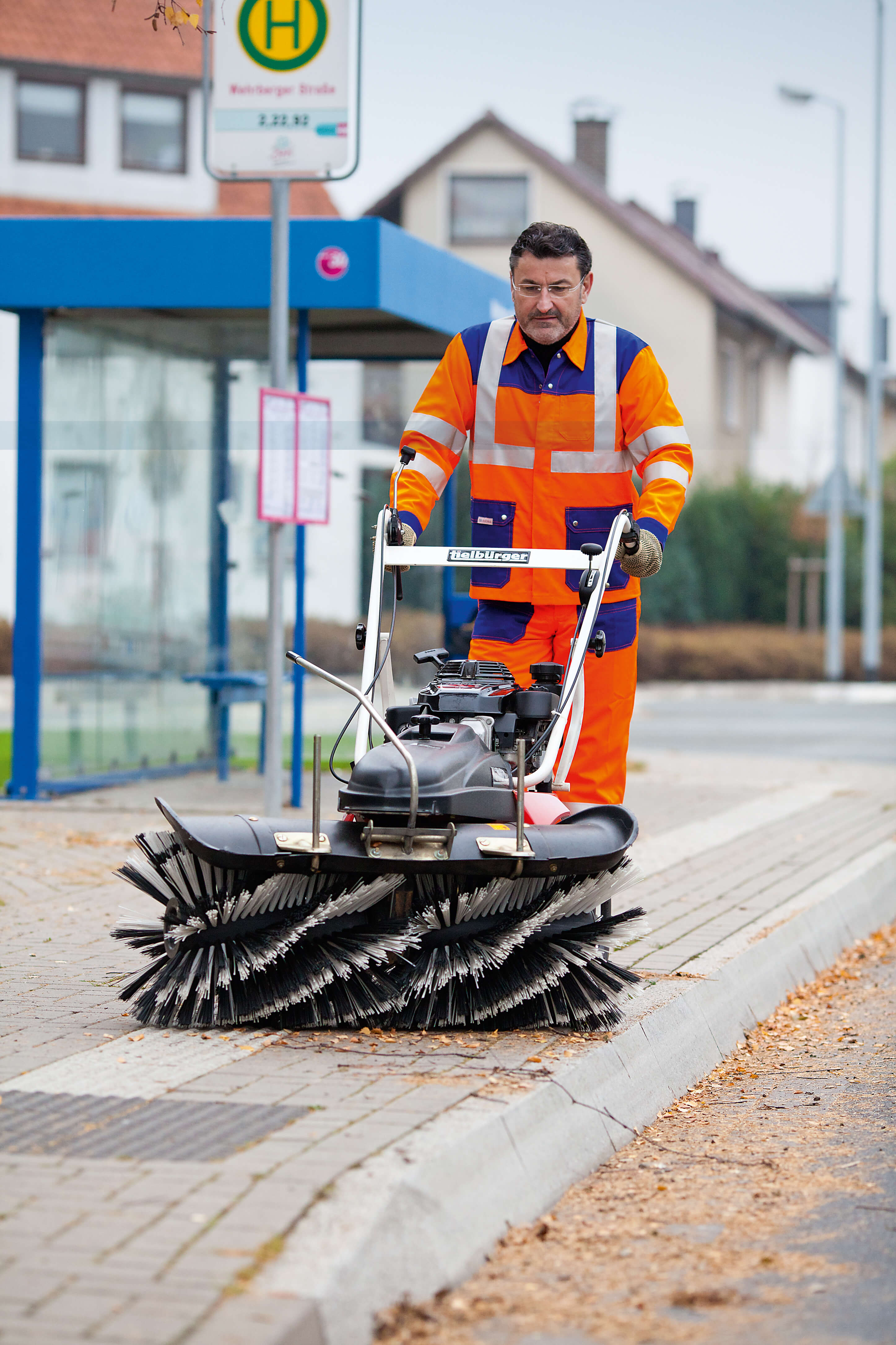 Tielbürger Benzin-Kehrmaschine tk58 professional