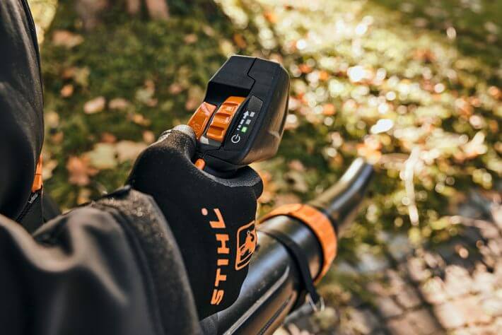 STIHL Akku-Blasgerät BGA 300 | AP-System